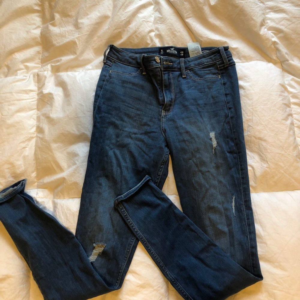 Hollister skinny jeans